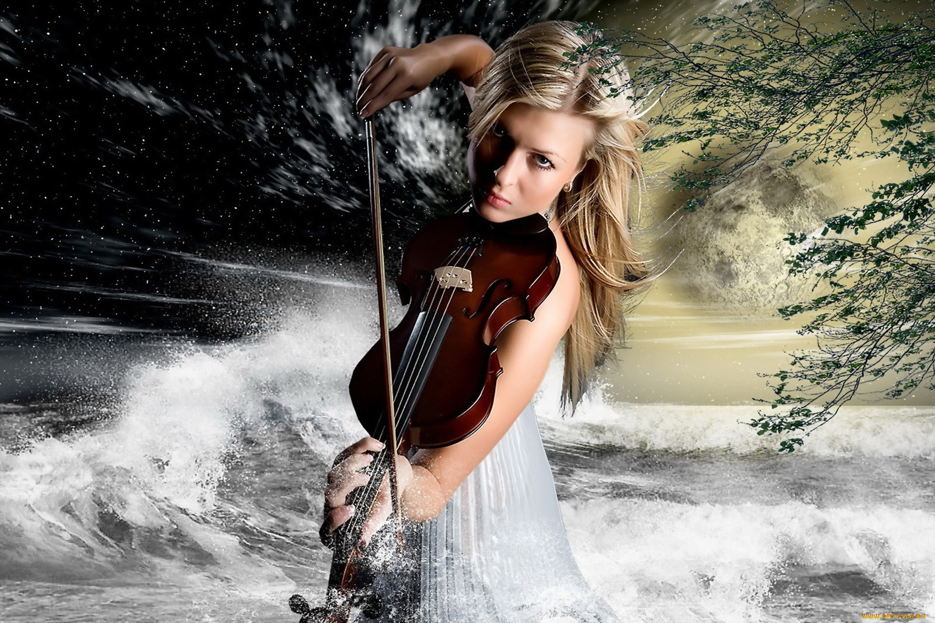Песня про душу поет. Девушки со скрипкой. Девушка с музыкальным инструментом. Женщина со скрипкой. Девушка со скрипкой на берегу моря.